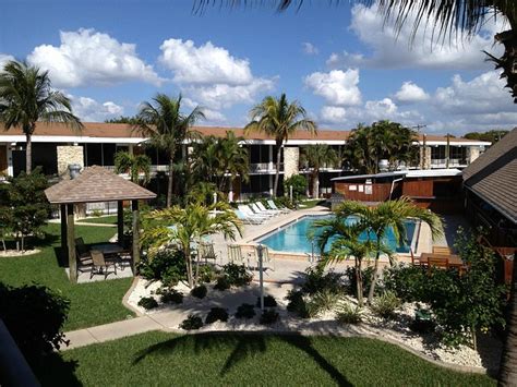 dolphin key resort cape coral.